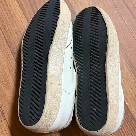 Golden Goose
Super-Star Glitter Leather Low-Top Sneakers - Picture 12 of 14